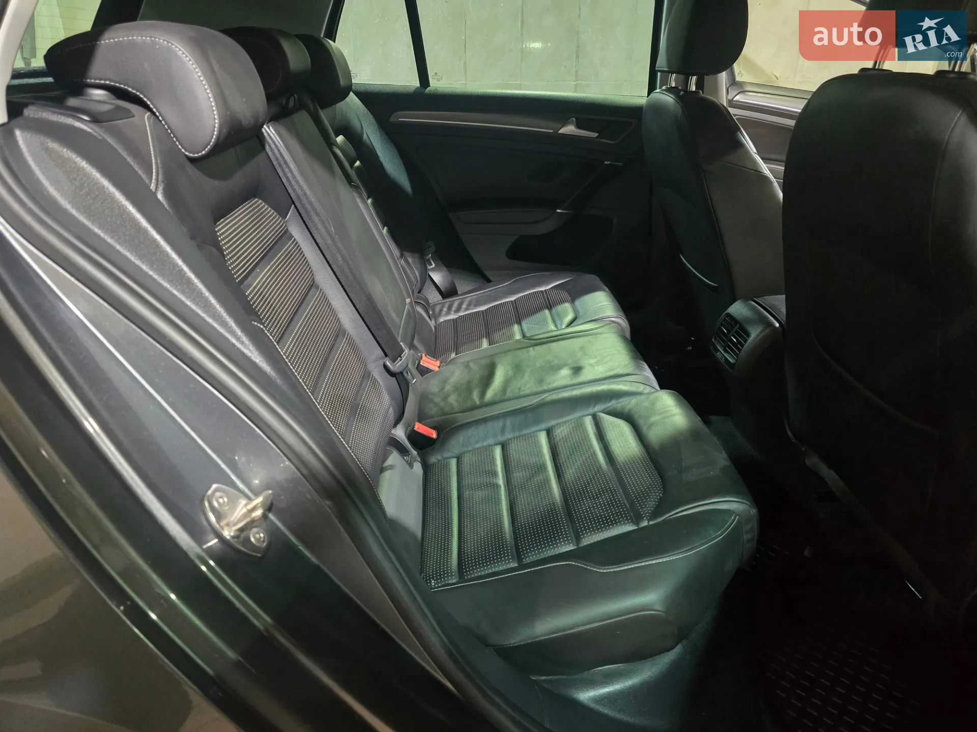 2017 Volkswagen Golf - мініатюра 29