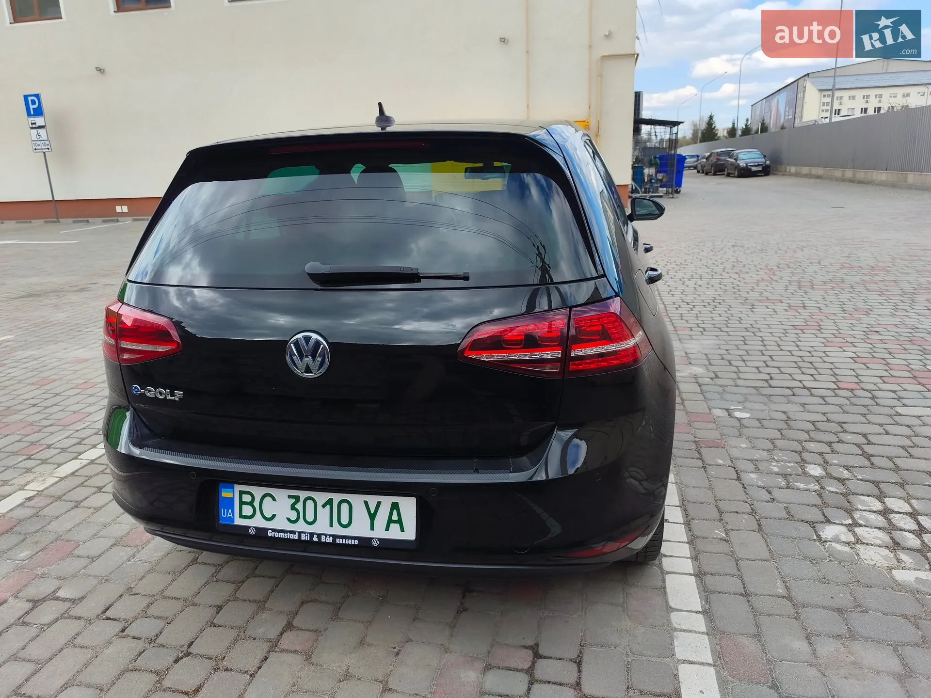 2016 Volkswagen Golf - мініатюра 4