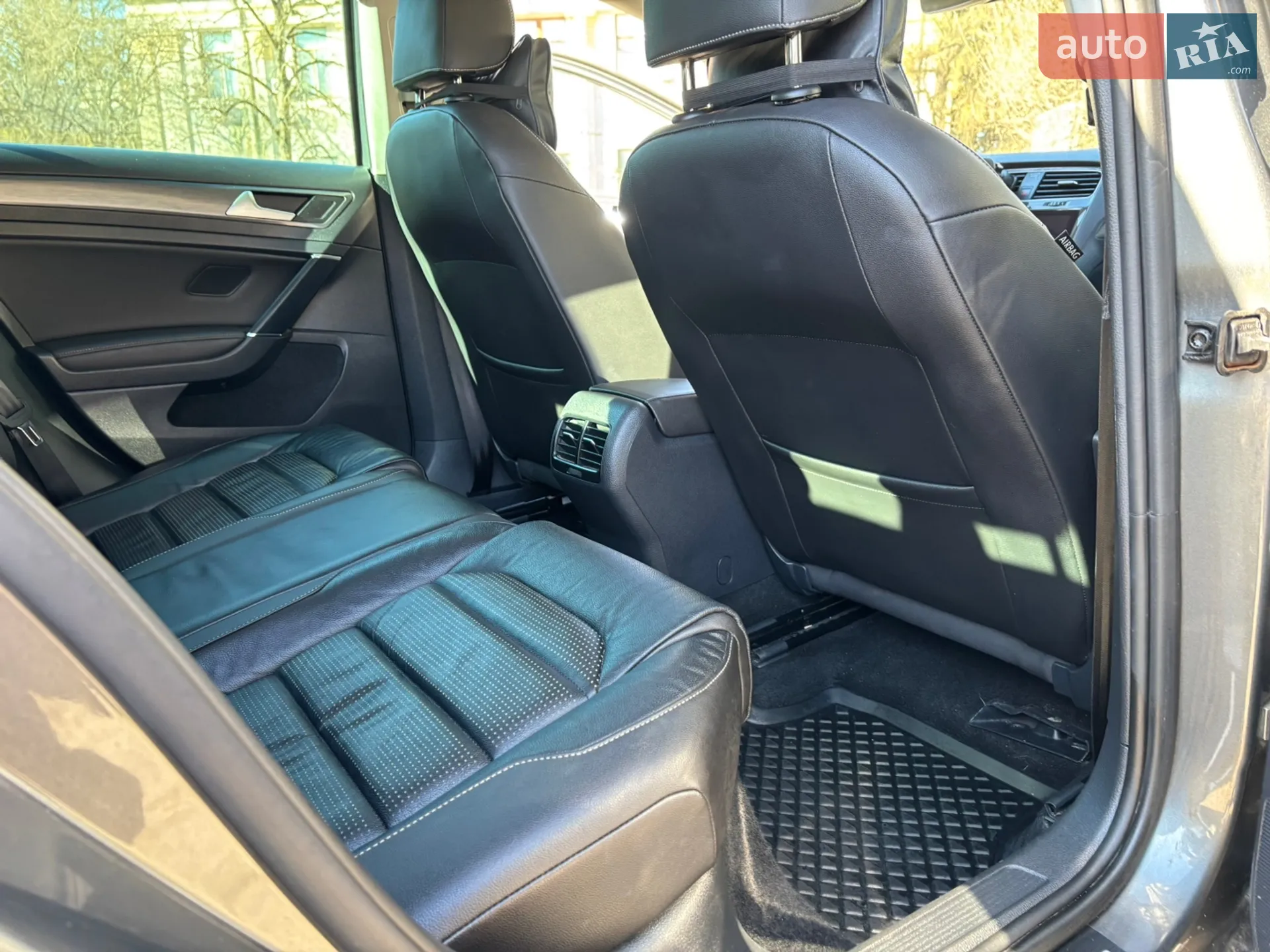 2019 Volkswagen Golf - мініатюра 10