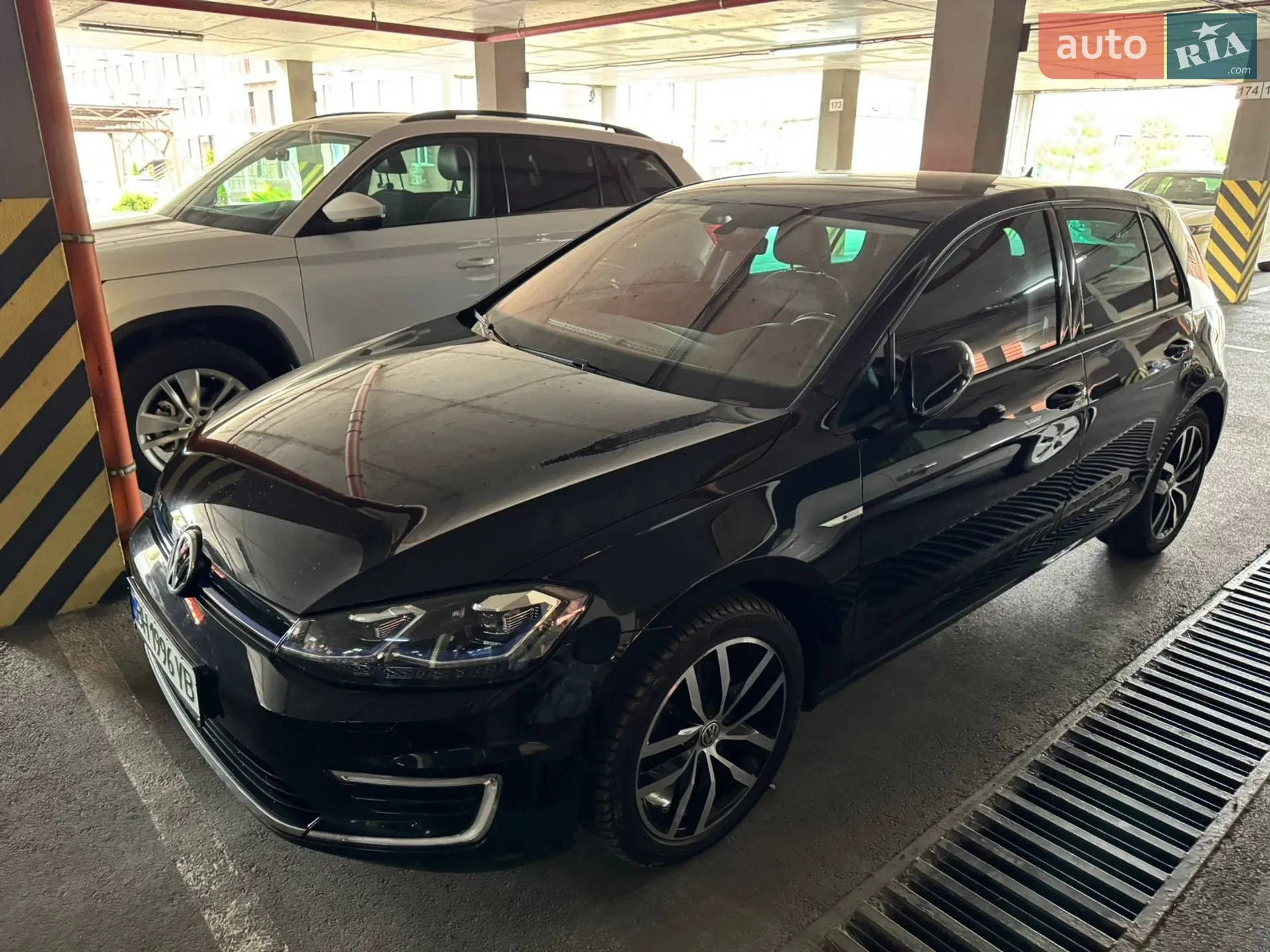 2019 Volkswagen Golf - мініатюра 4