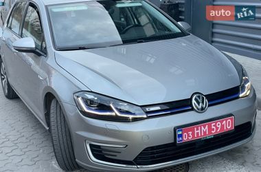 Хэтчбек Volkswagen e-Golf 2019 в Киеве