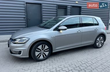 Хэтчбек Volkswagen e-Golf 2019 в Киеве