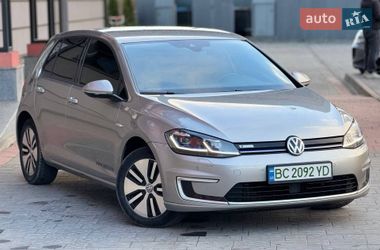 Хетчбек Volkswagen e-Golf 2017 в Трускавці