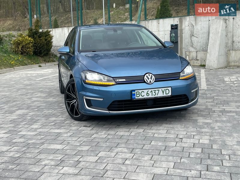 Хэтчбек Volkswagen e-Golf 2016 в Львове