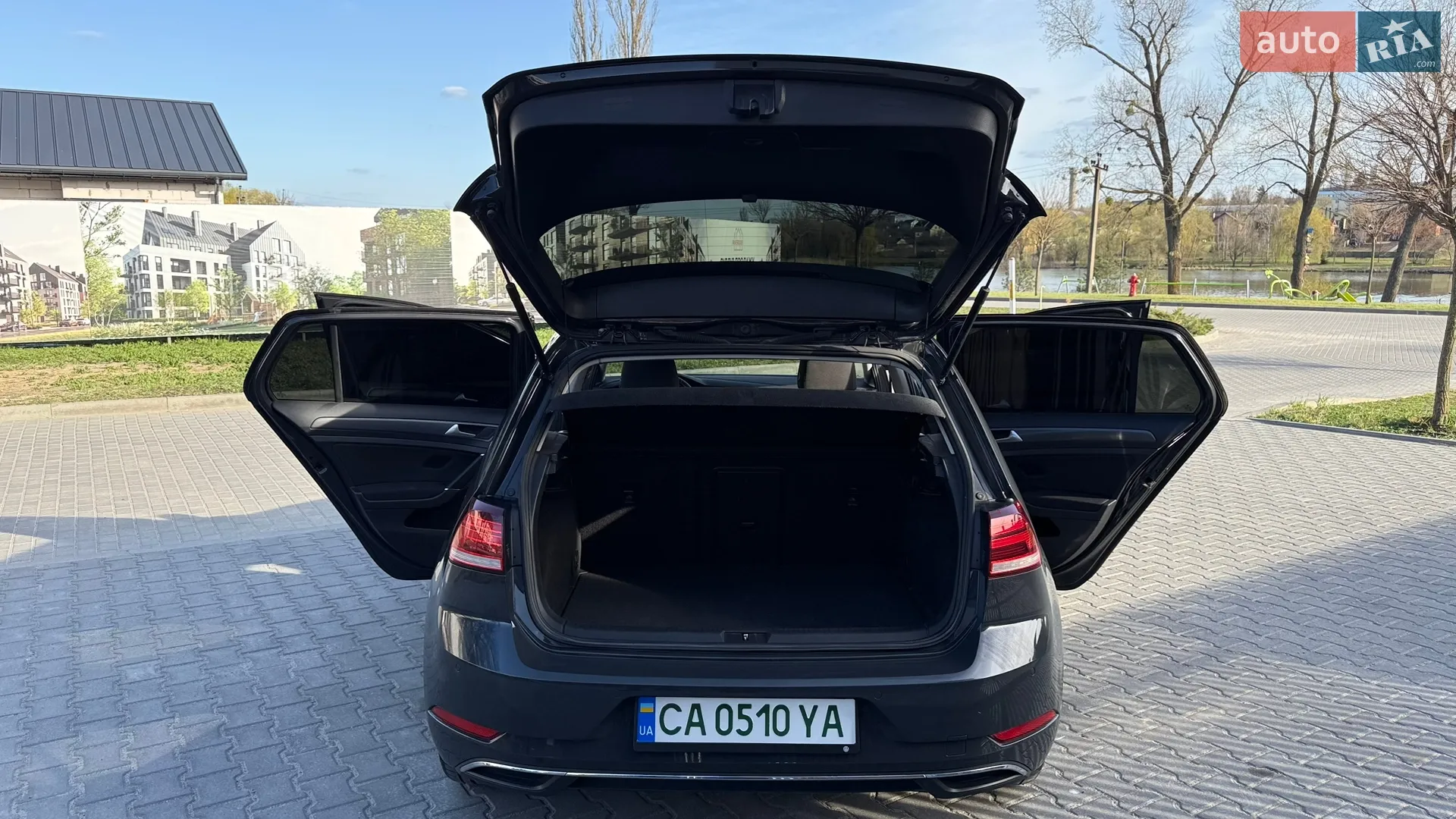 2019 Volkswagen Golf - мініатюра 12