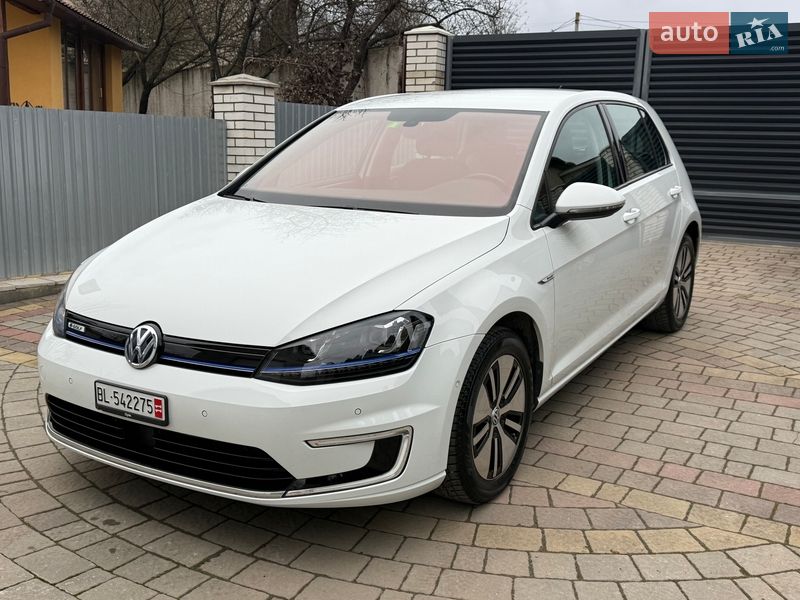 Volkswagen e-Golf 2016