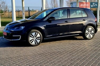 Хетчбек Volkswagen e-Golf 2016 в Рівному