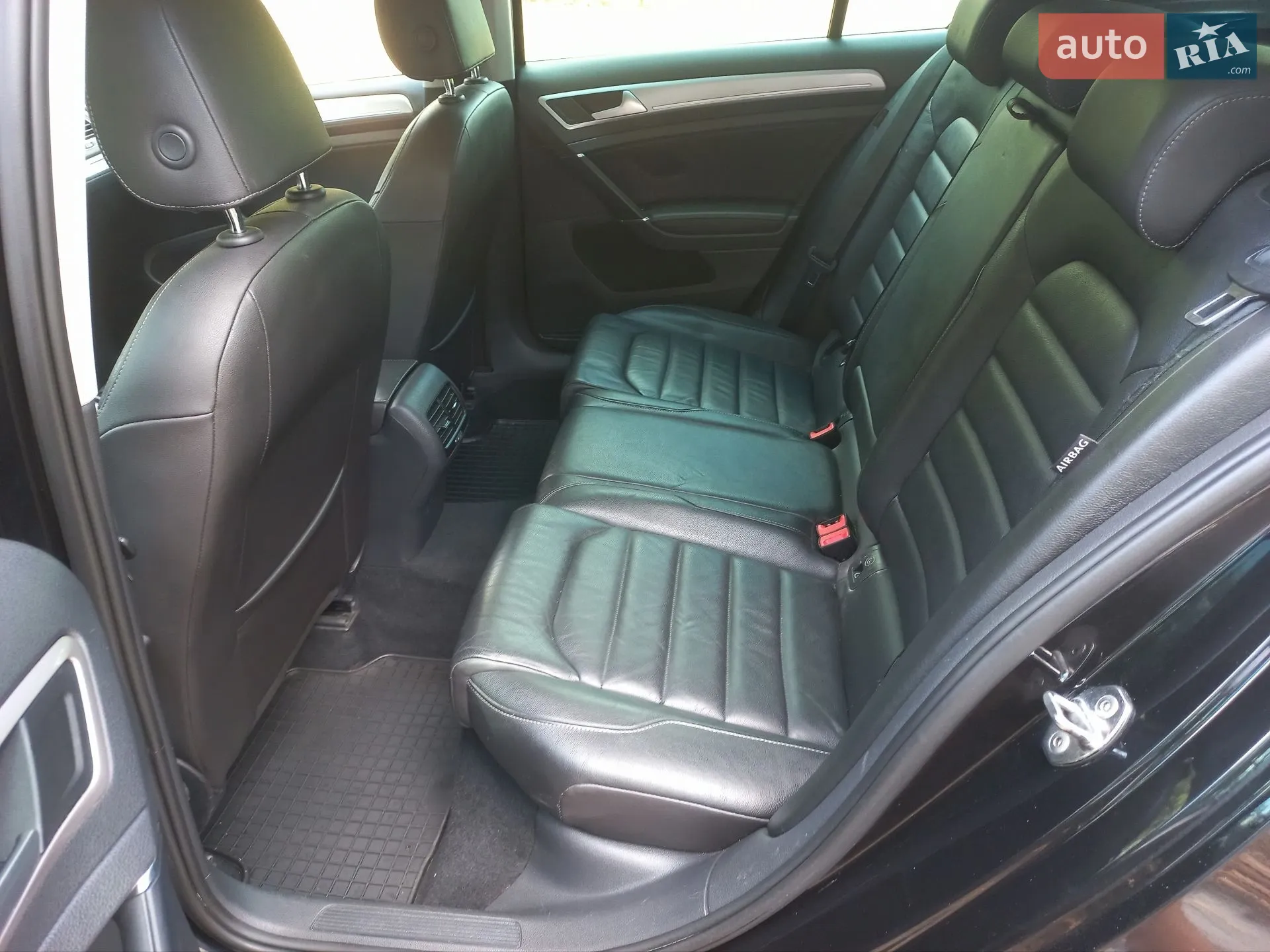 2014 Volkswagen Golf - мініатюра 17