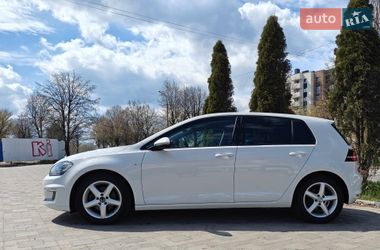 Хэтчбек Volkswagen e-Golf 2015 в Хмельницком
