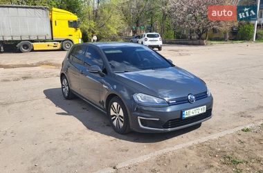 Хэтчбек Volkswagen e-Golf 2014 в Кривом Роге