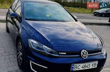 Хэтчбек Volkswagen e-Golf 2019 в Львове