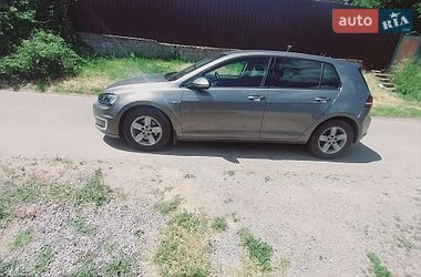 Хэтчбек Volkswagen e-Golf 2016 в Кропивницком