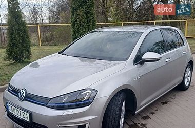 Хетчбек Volkswagen e-Golf 2016 в Смілі