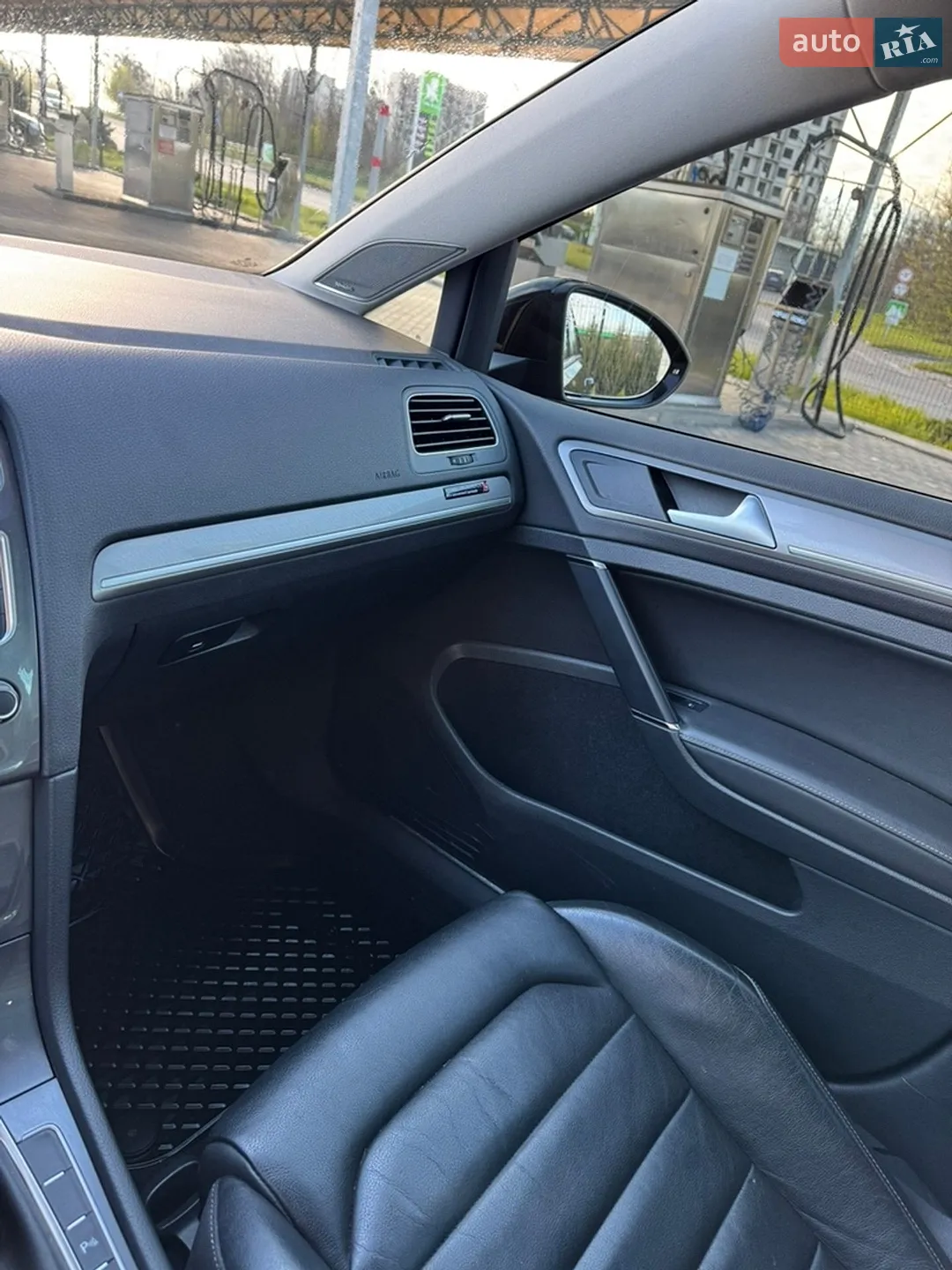 2014 Volkswagen Golf - мініатюра 25