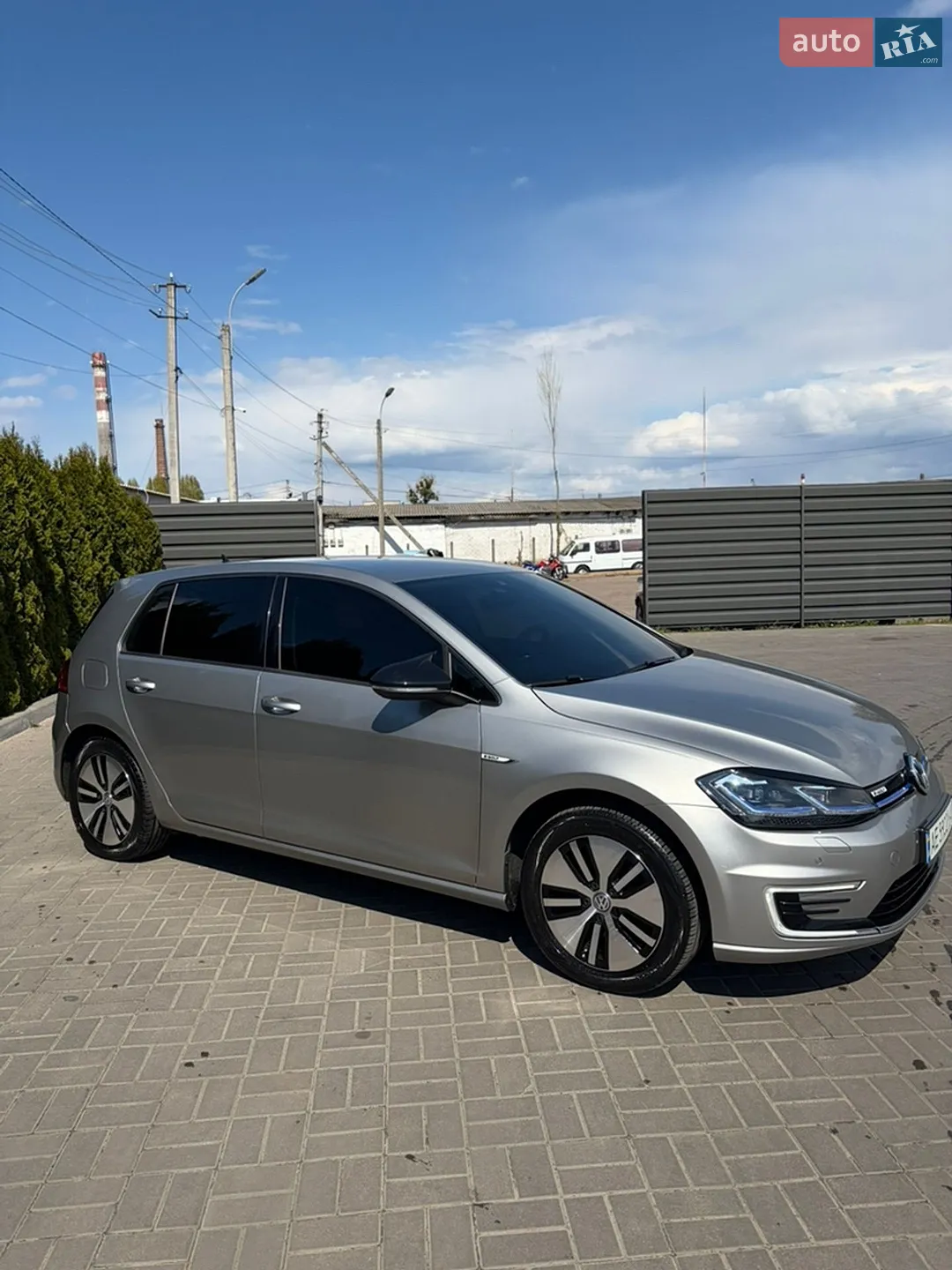 2017 Volkswagen Golf - мініатюра 3