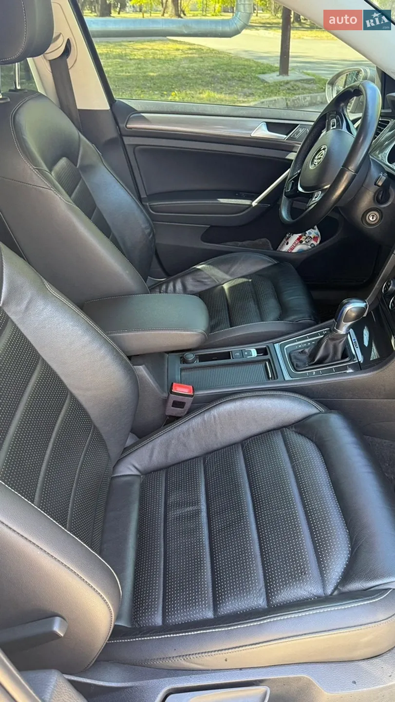 2017 Volkswagen Golf - мініатюра 12