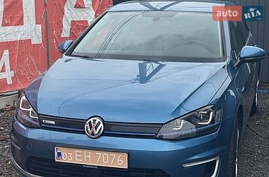 Хэтчбек Volkswagen e-Golf 2015 в Луцке
