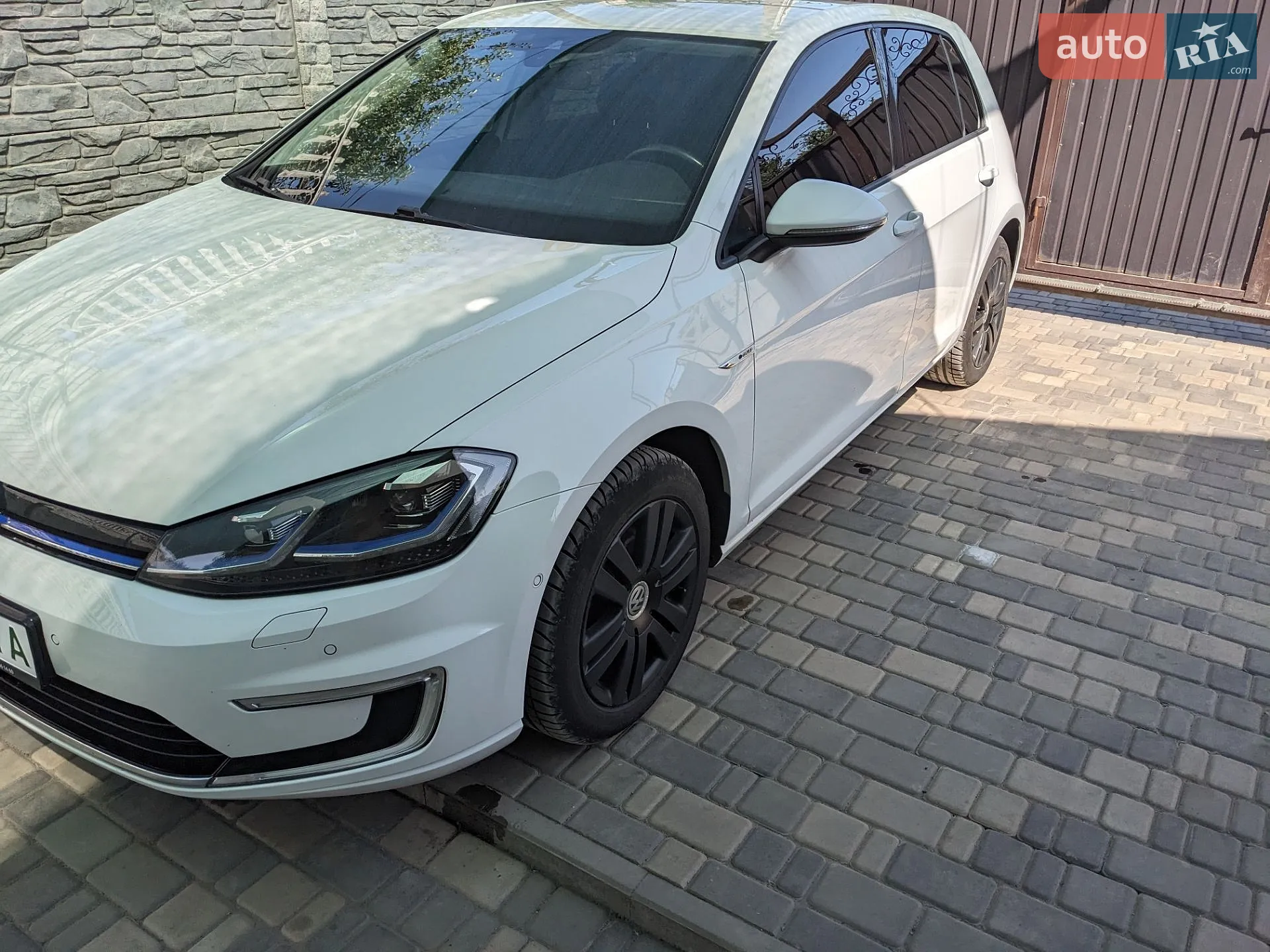 2017 Volkswagen Golf - фото 1