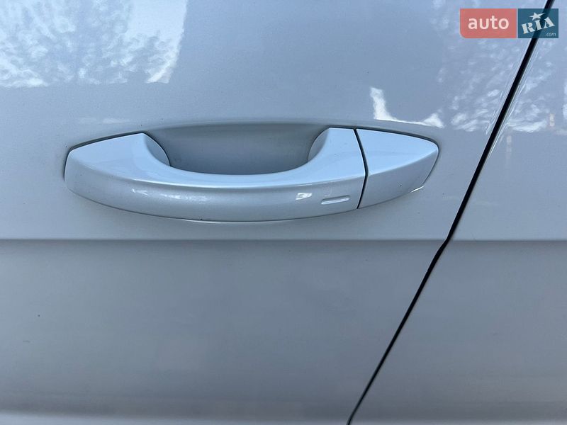 Хетчбек Volkswagen e-Golf 2019 в Києві