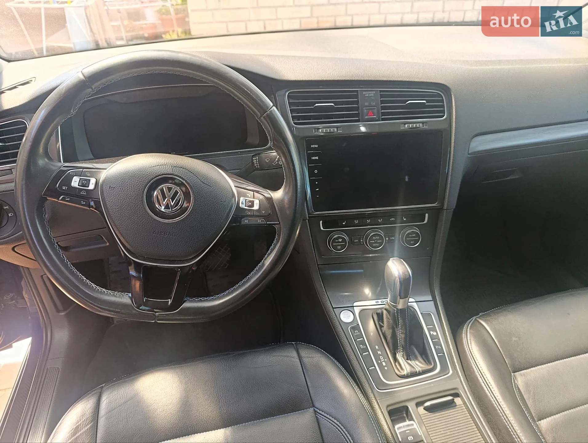 2017 Volkswagen Golf - мініатюра 31