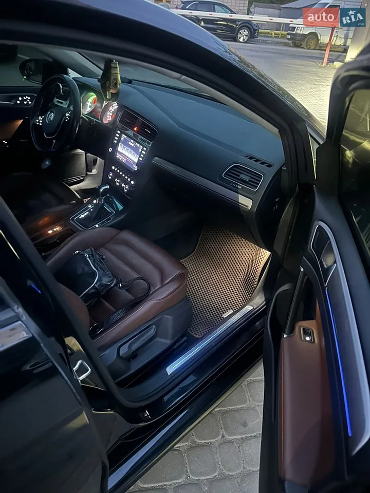 2015 Volkswagen Golf - мініатюра 31