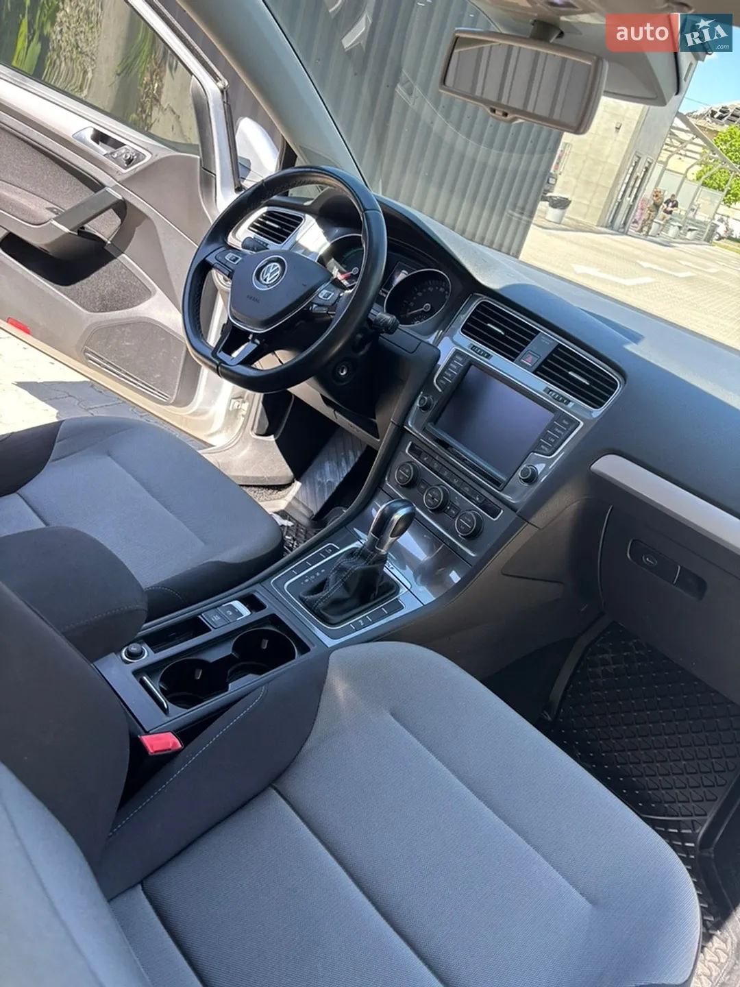 2016 Volkswagen Golf - мініатюра 25