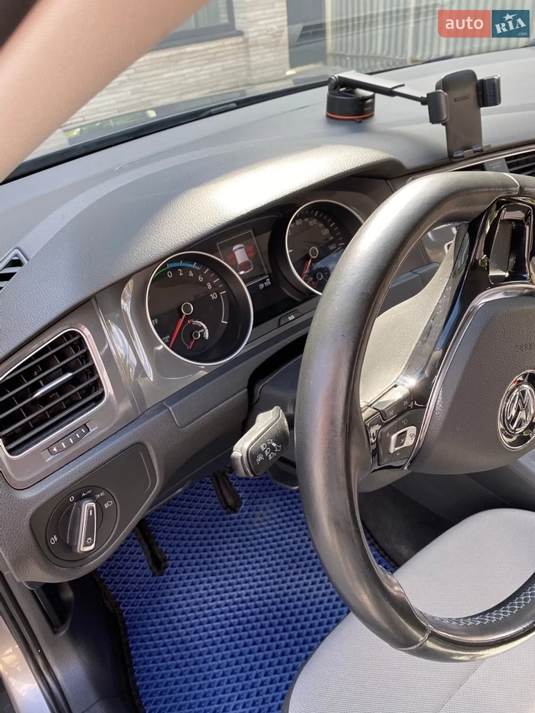 2015 Volkswagen Golf - мініатюра 40