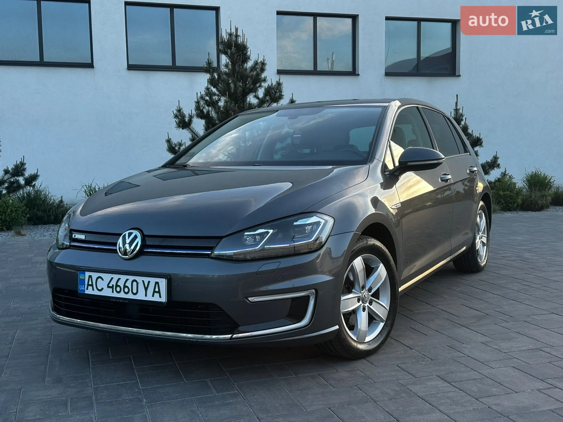 2017 Volkswagen Golf - фото 1