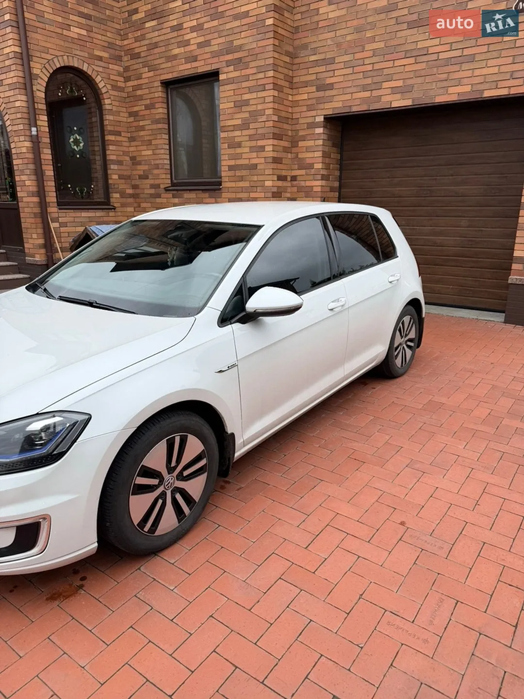 2017 Volkswagen Golf - мініатюра 2