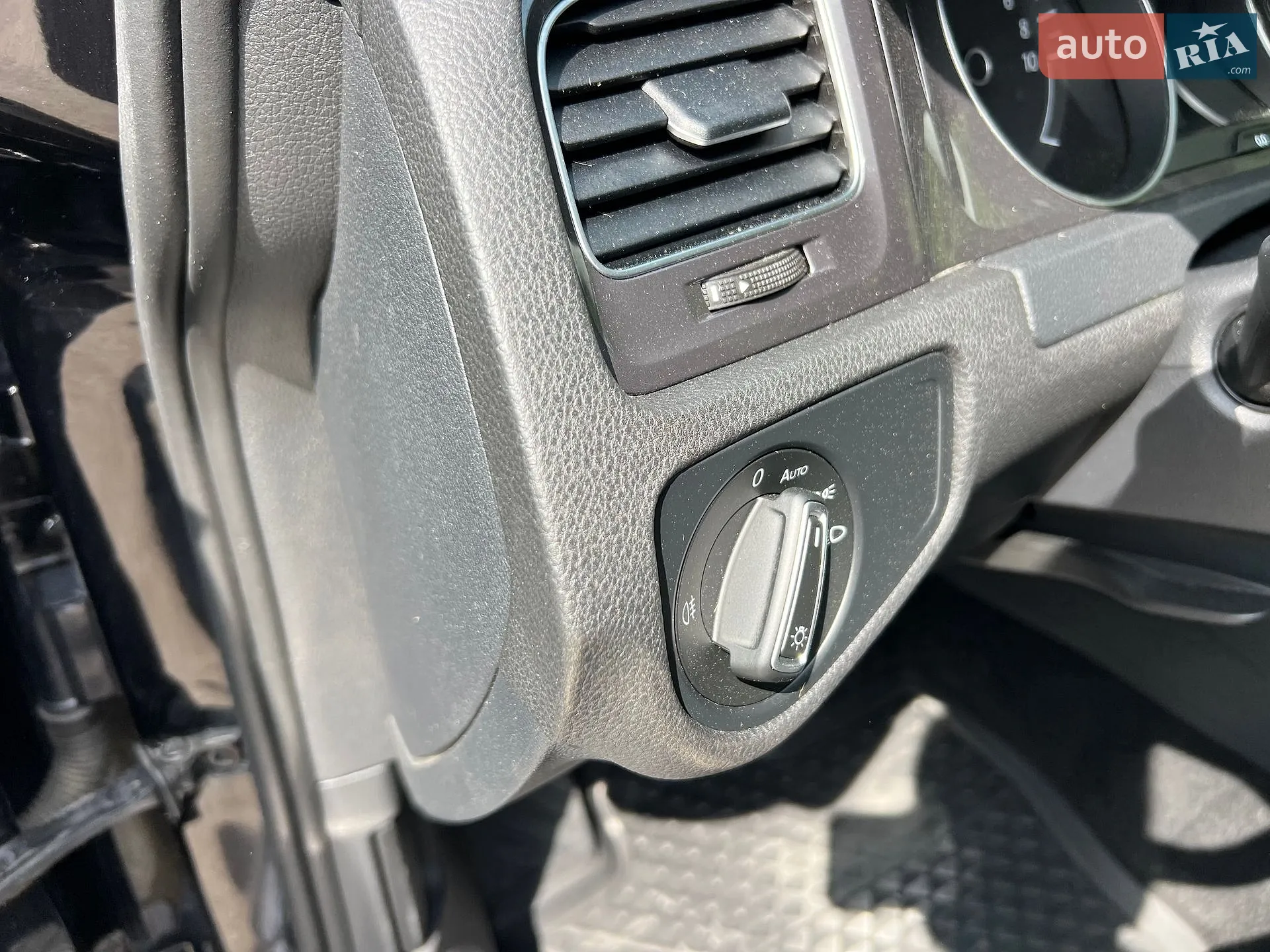 2016 Volkswagen Golf - мініатюра 27