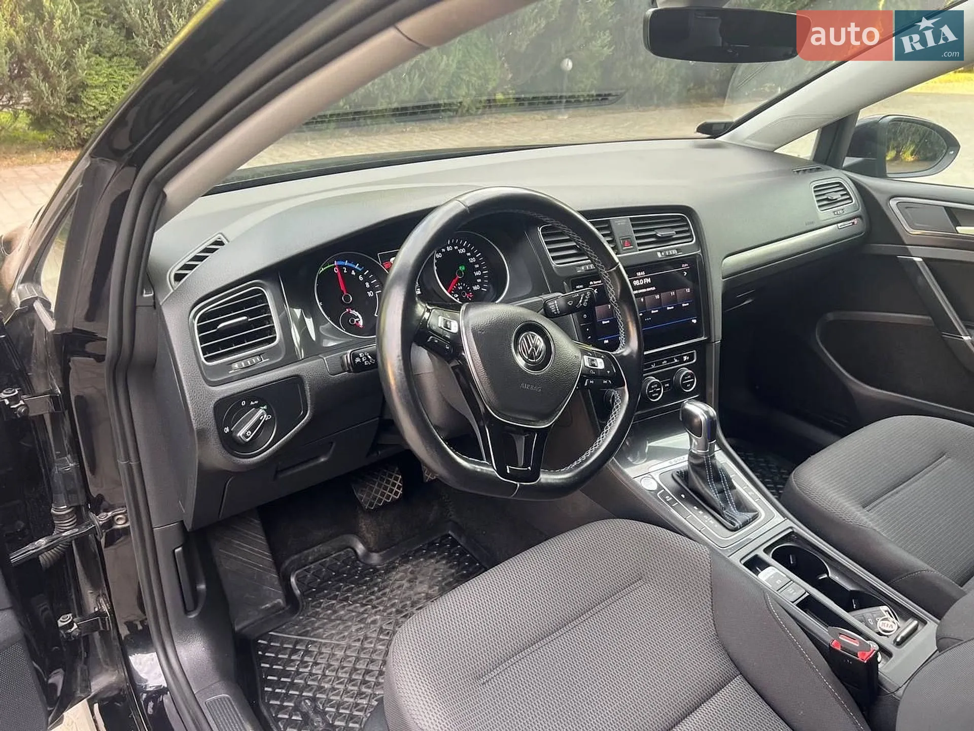 2018 Volkswagen Golf - мініатюра 27