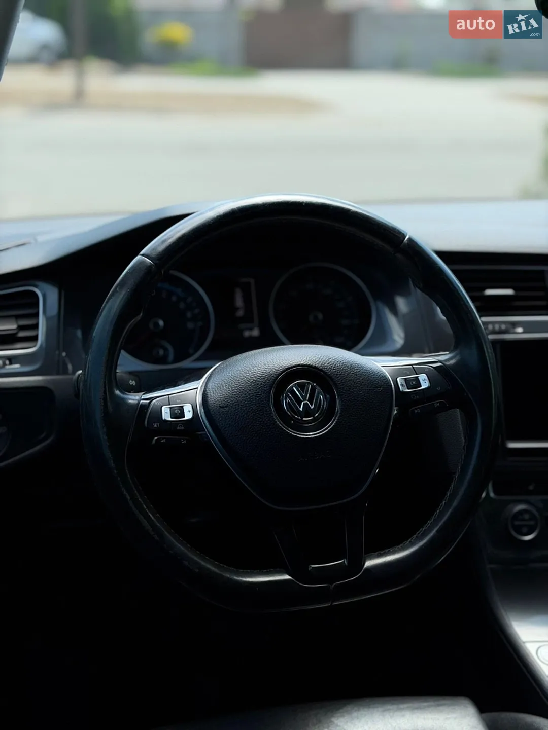 2016 Volkswagen Golf - мініатюра 19