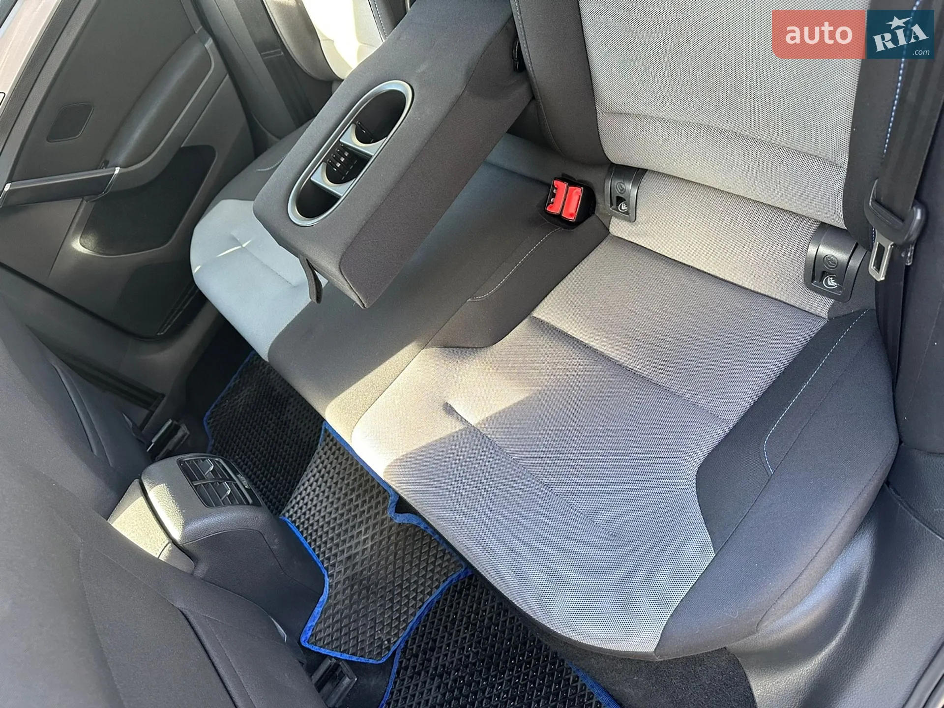2014 Volkswagen Golf - мініатюра 10