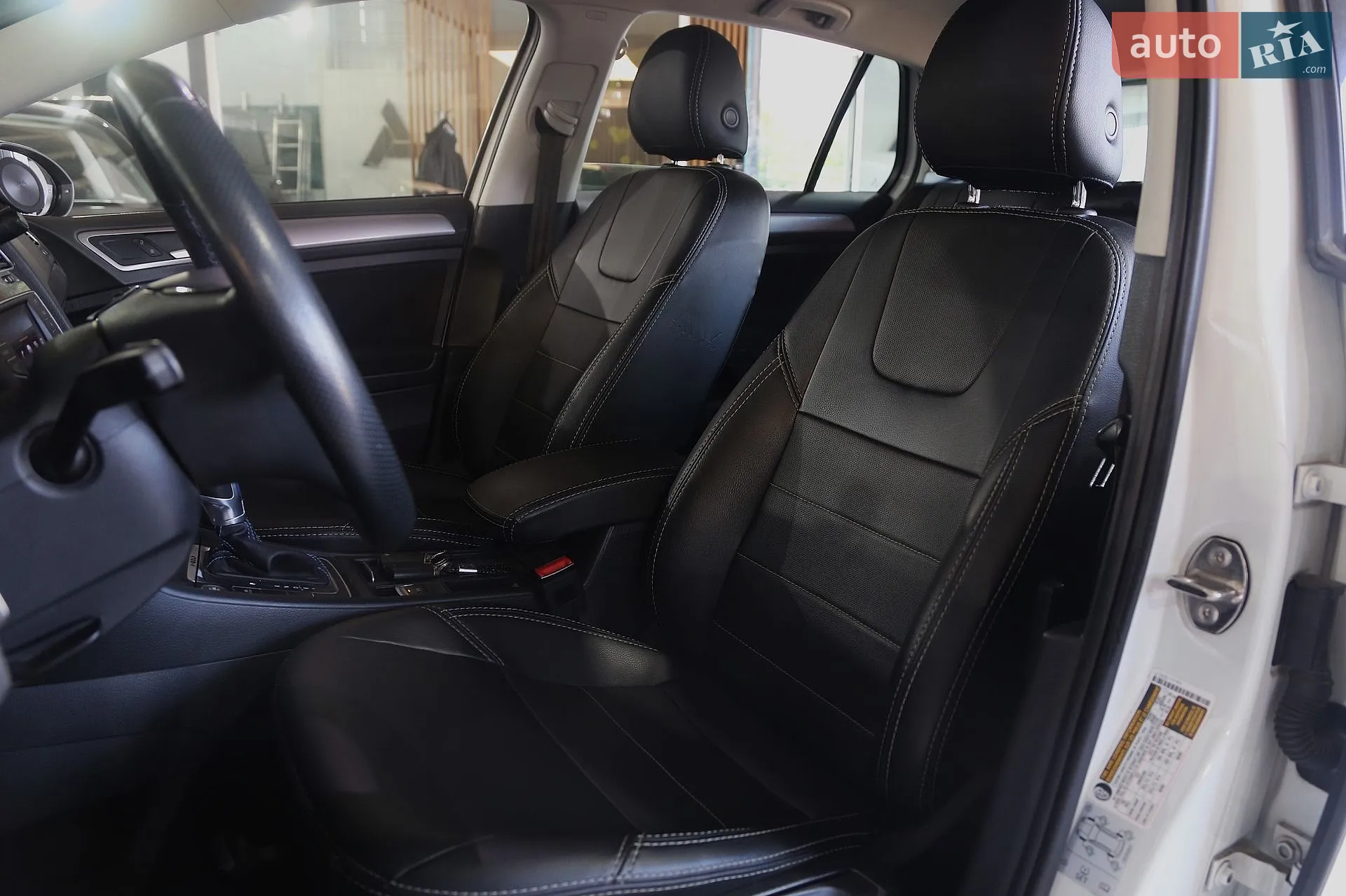 2016 Volkswagen Golf - мініатюра 9