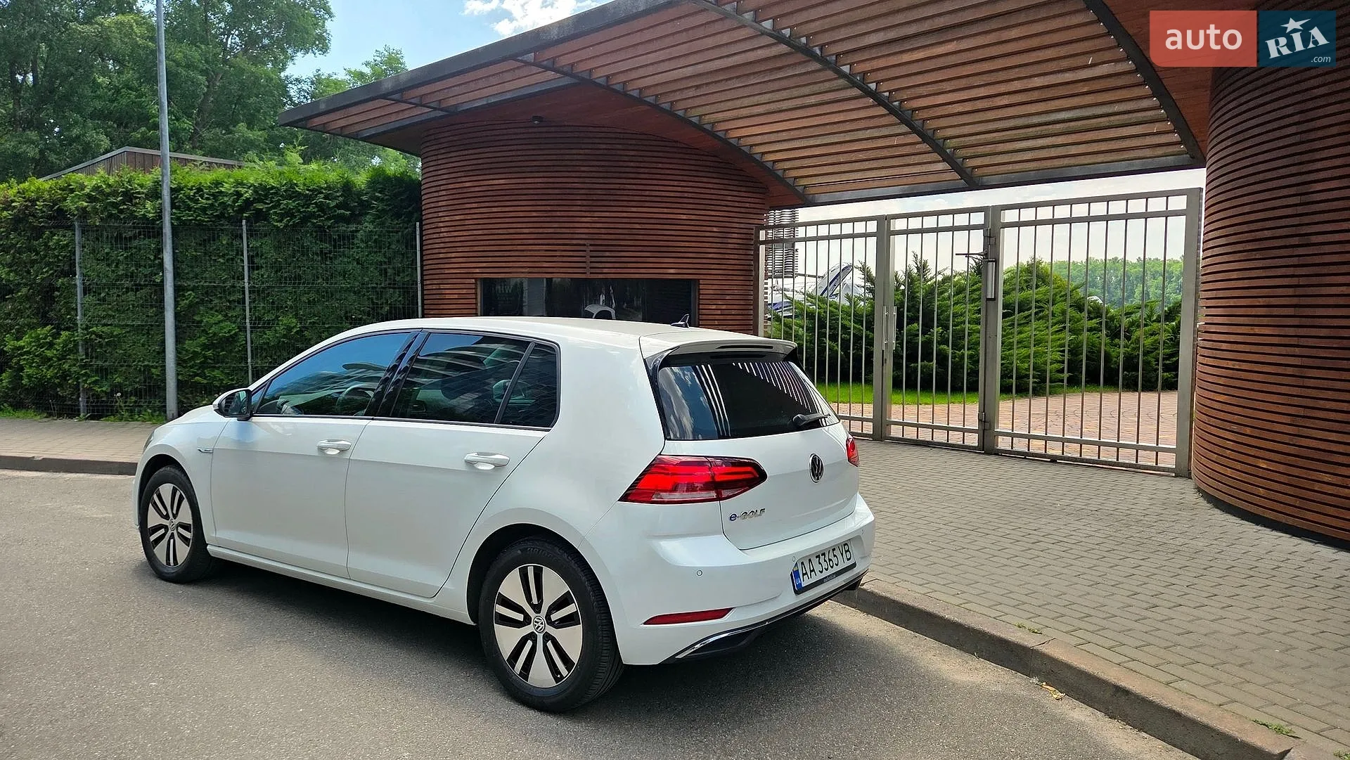 2020 Volkswagen Golf - мініатюра 4