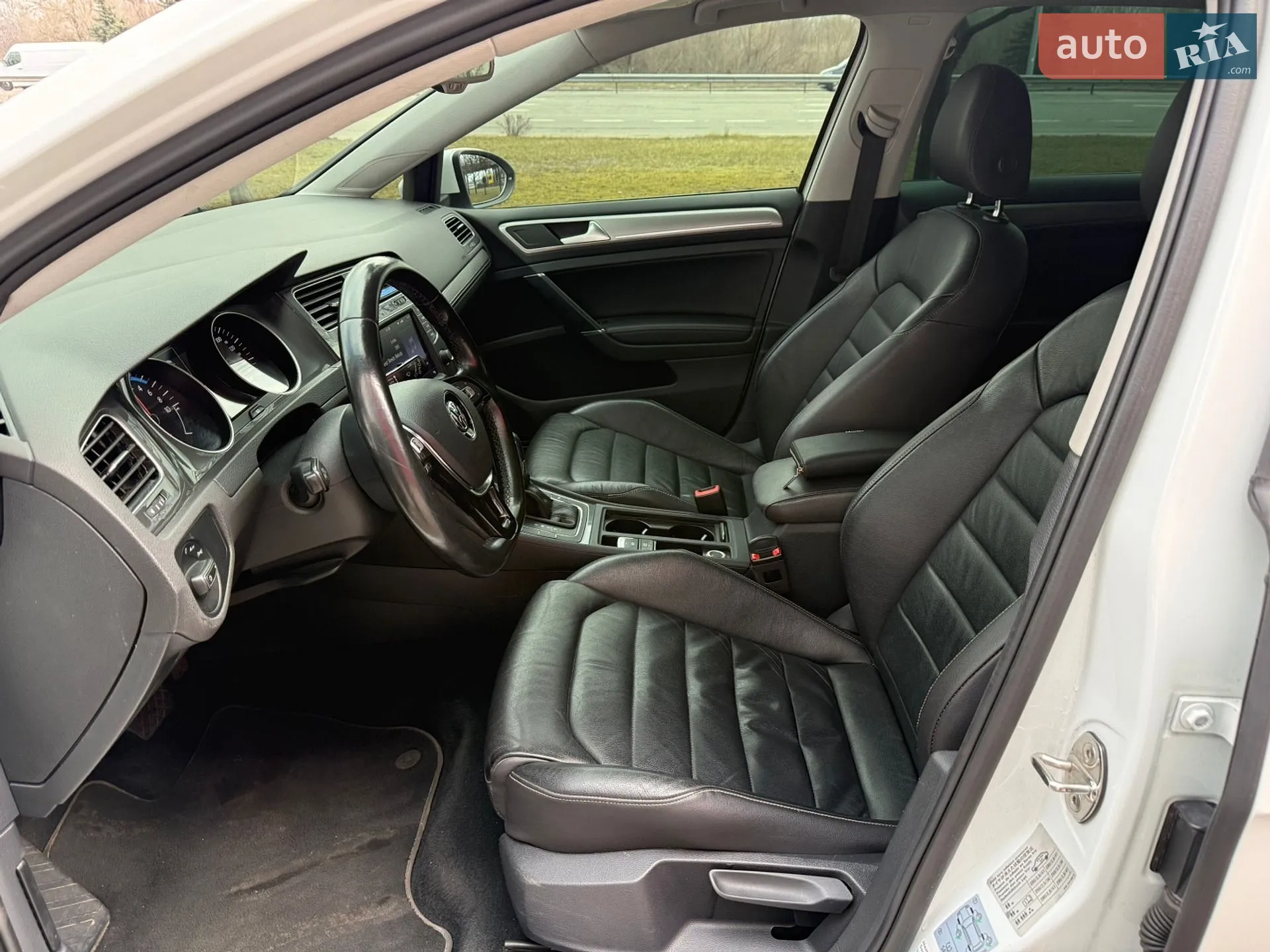 2014 Volkswagen Golf - мініатюра 15