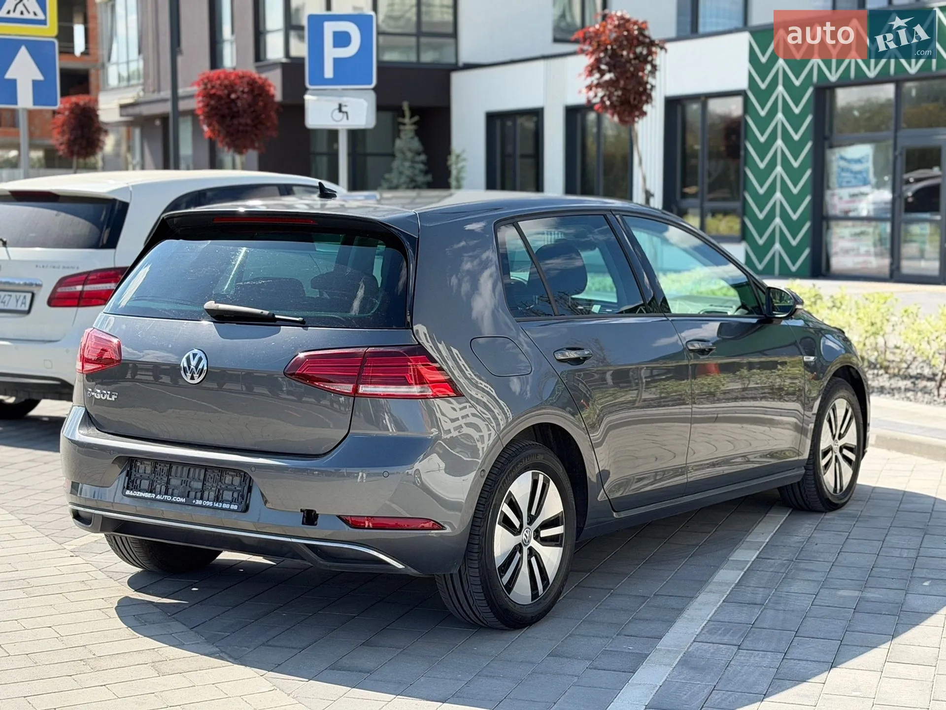 2017 Volkswagen Golf - мініатюра 4