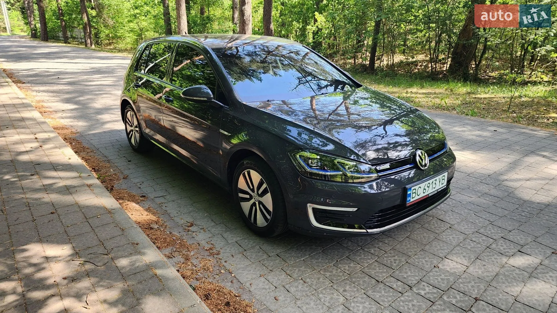 2020 Volkswagen Golf - мініатюра 3