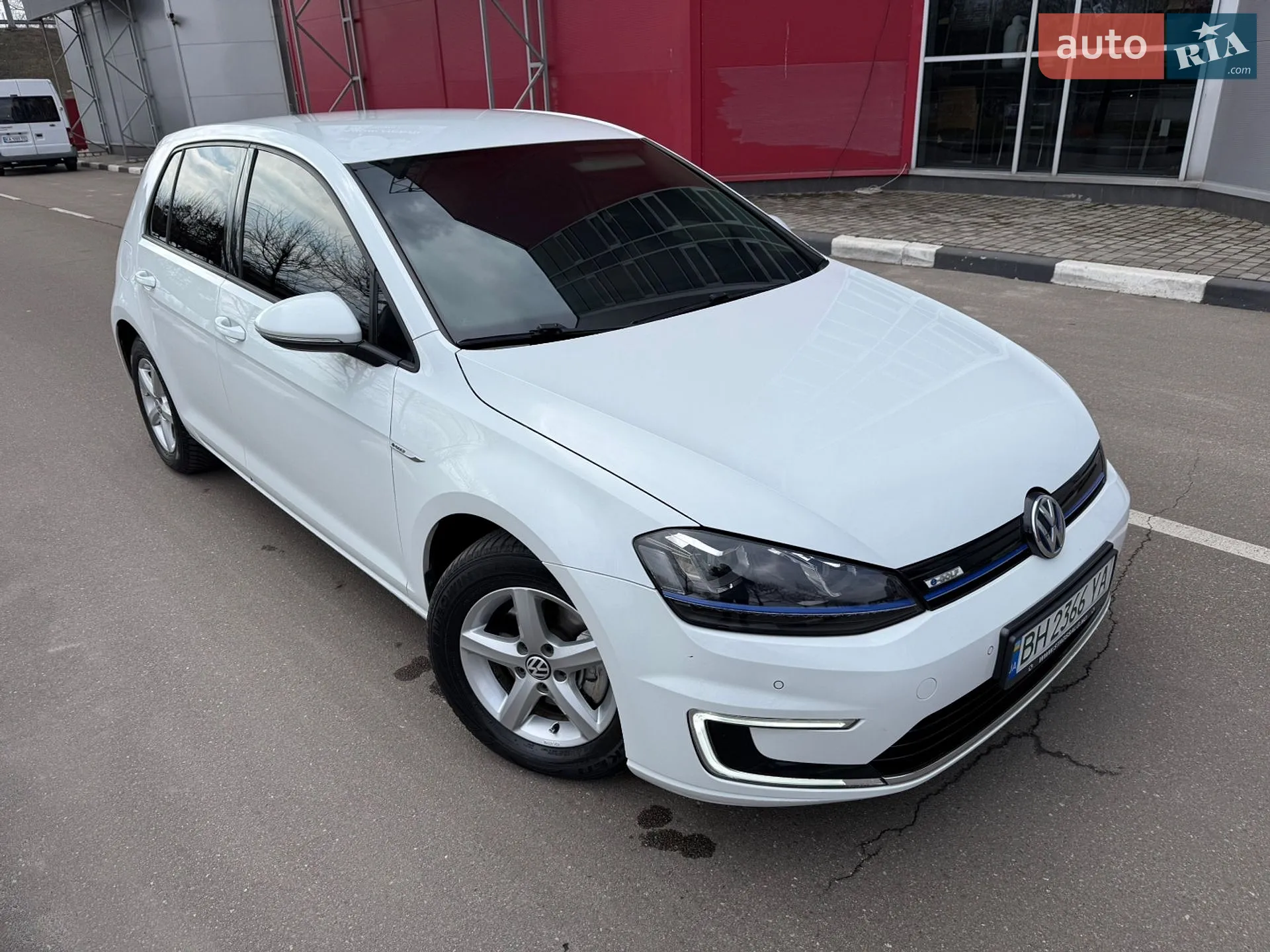 2014 Volkswagen Golf - мініатюра 2