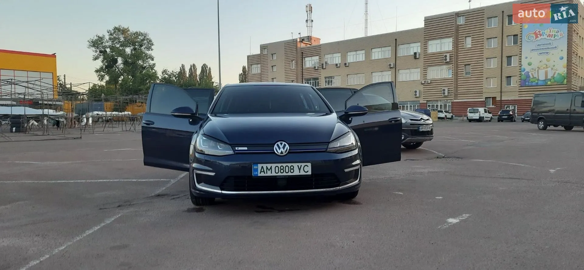 2016 Volkswagen Golf - фото 1