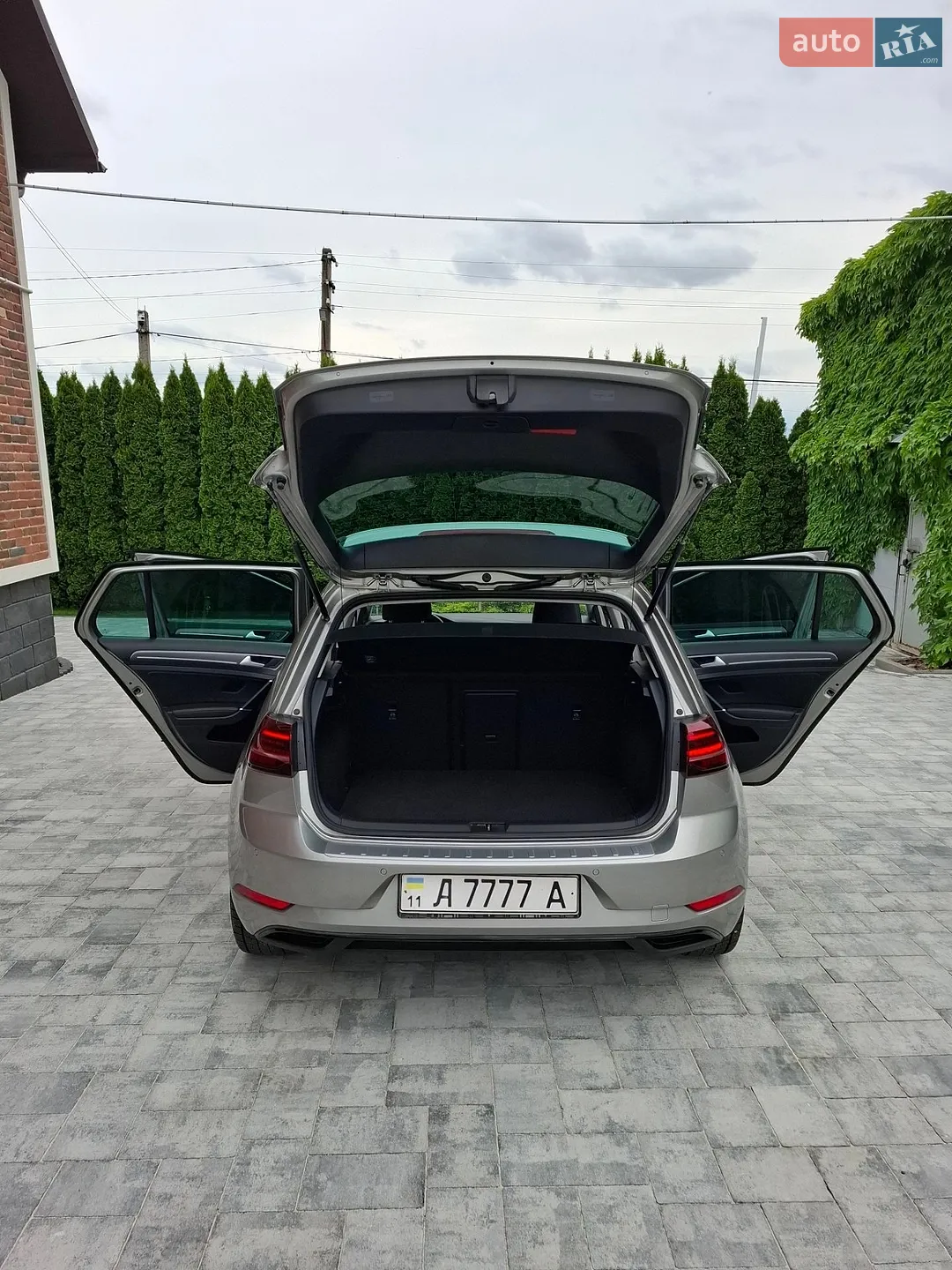 2017 Volkswagen Golf - мініатюра 10