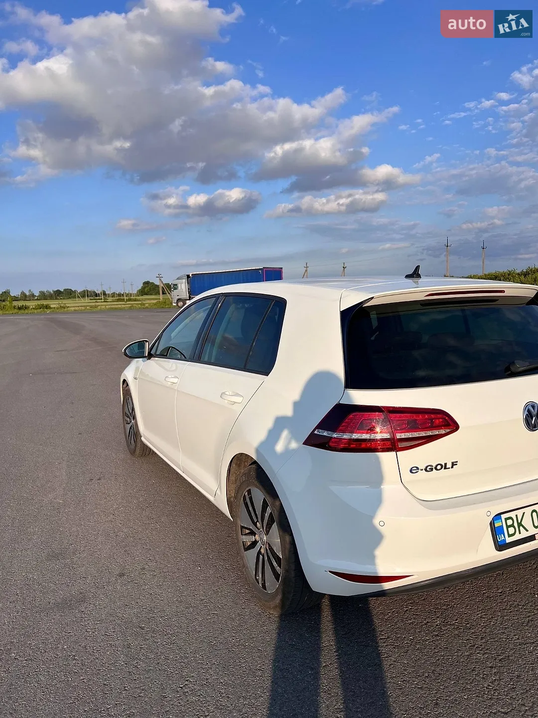 2014 Volkswagen Golf - мініатюра 3
