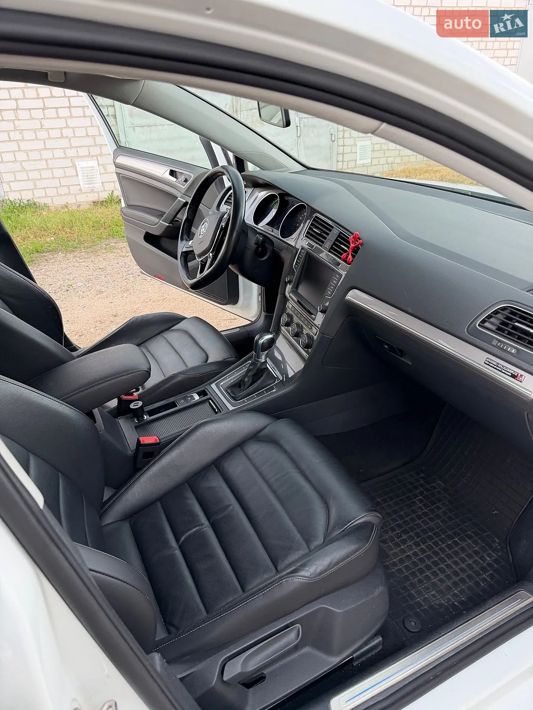 2014 Volkswagen Golf - мініатюра 12