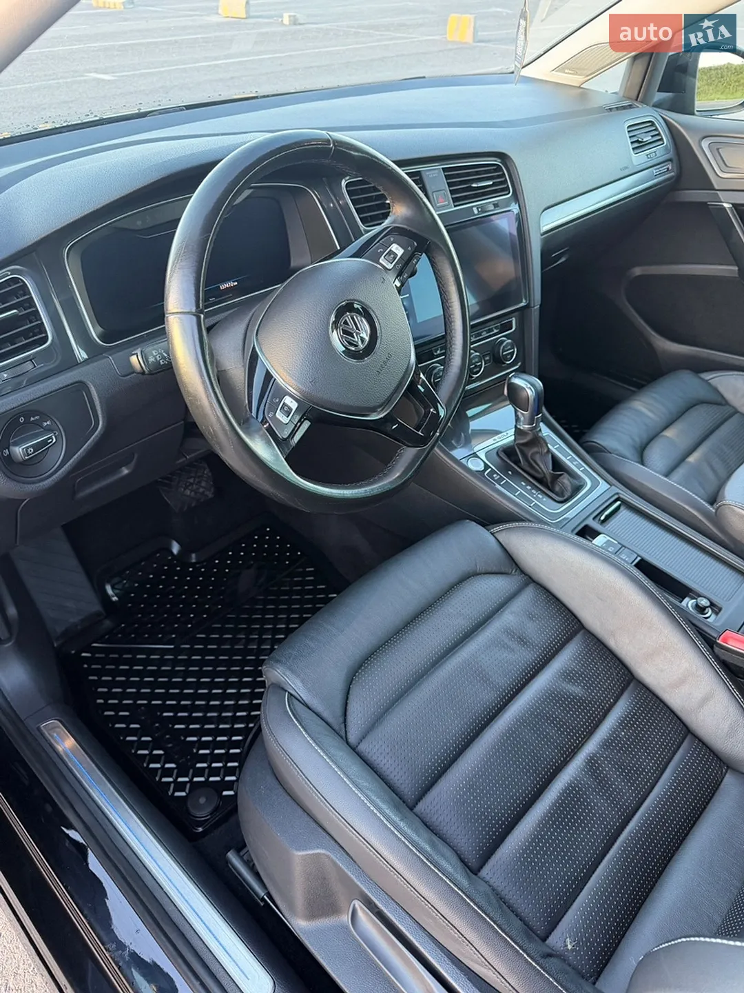 2017 Volkswagen Golf - мініатюра 27