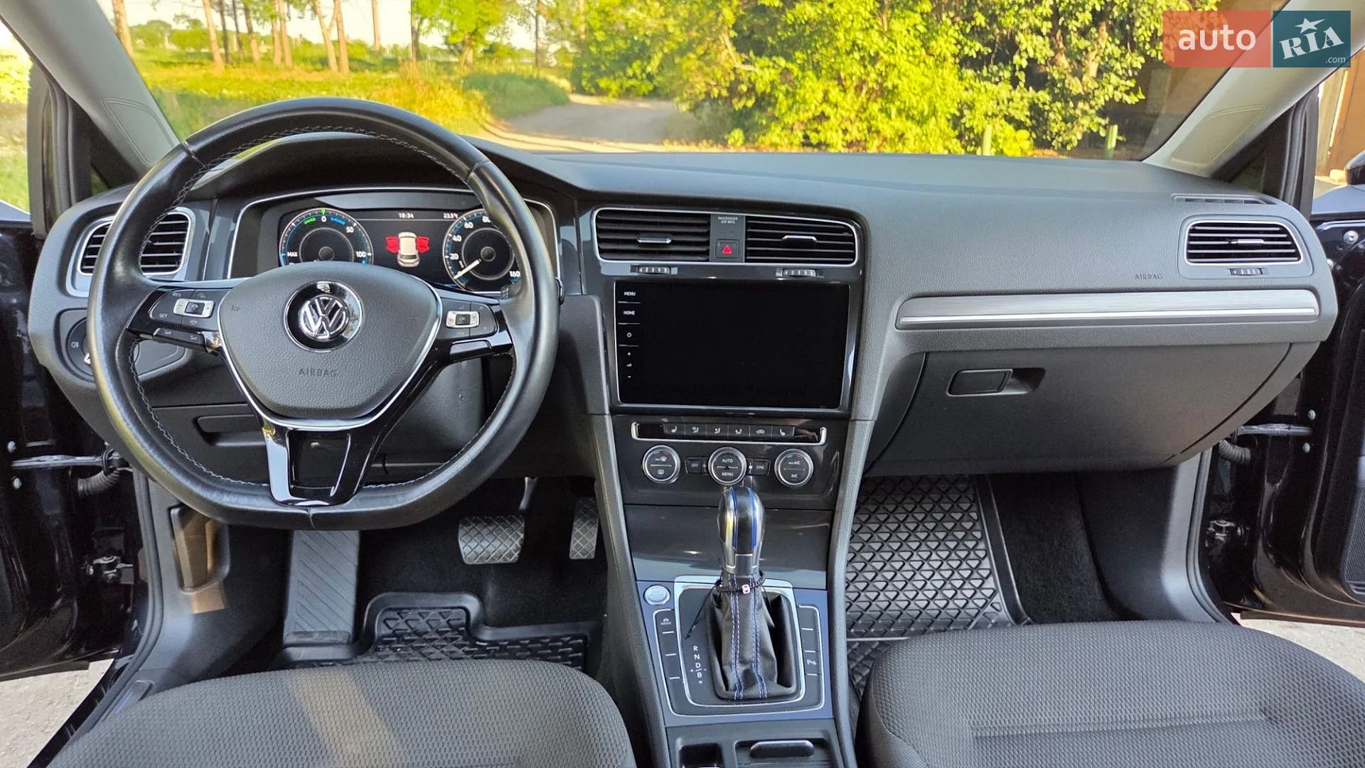 2019 Volkswagen Golf - мініатюра 9