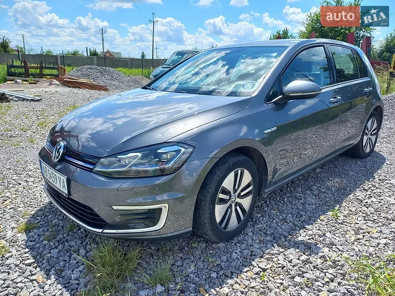 Volkswagen e-Golf 2017