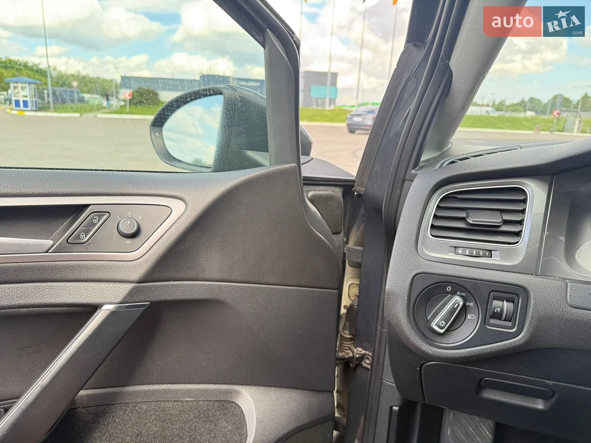 2015 Volkswagen Golf - мініатюра 17