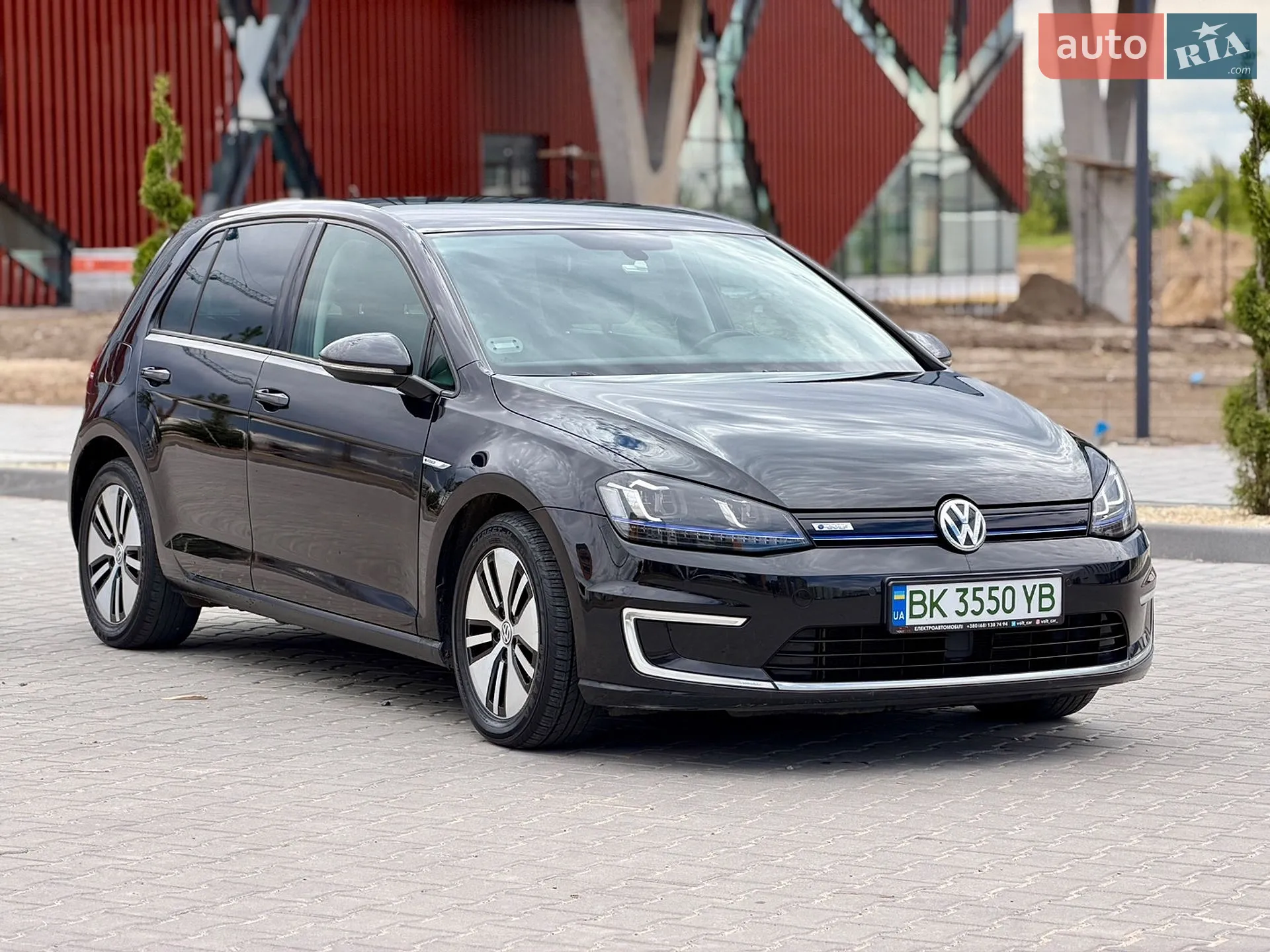 Volkswagen e-Golf 2014 VIN WVWZZZAUZFW904659 фото оголошення 2 з 32
