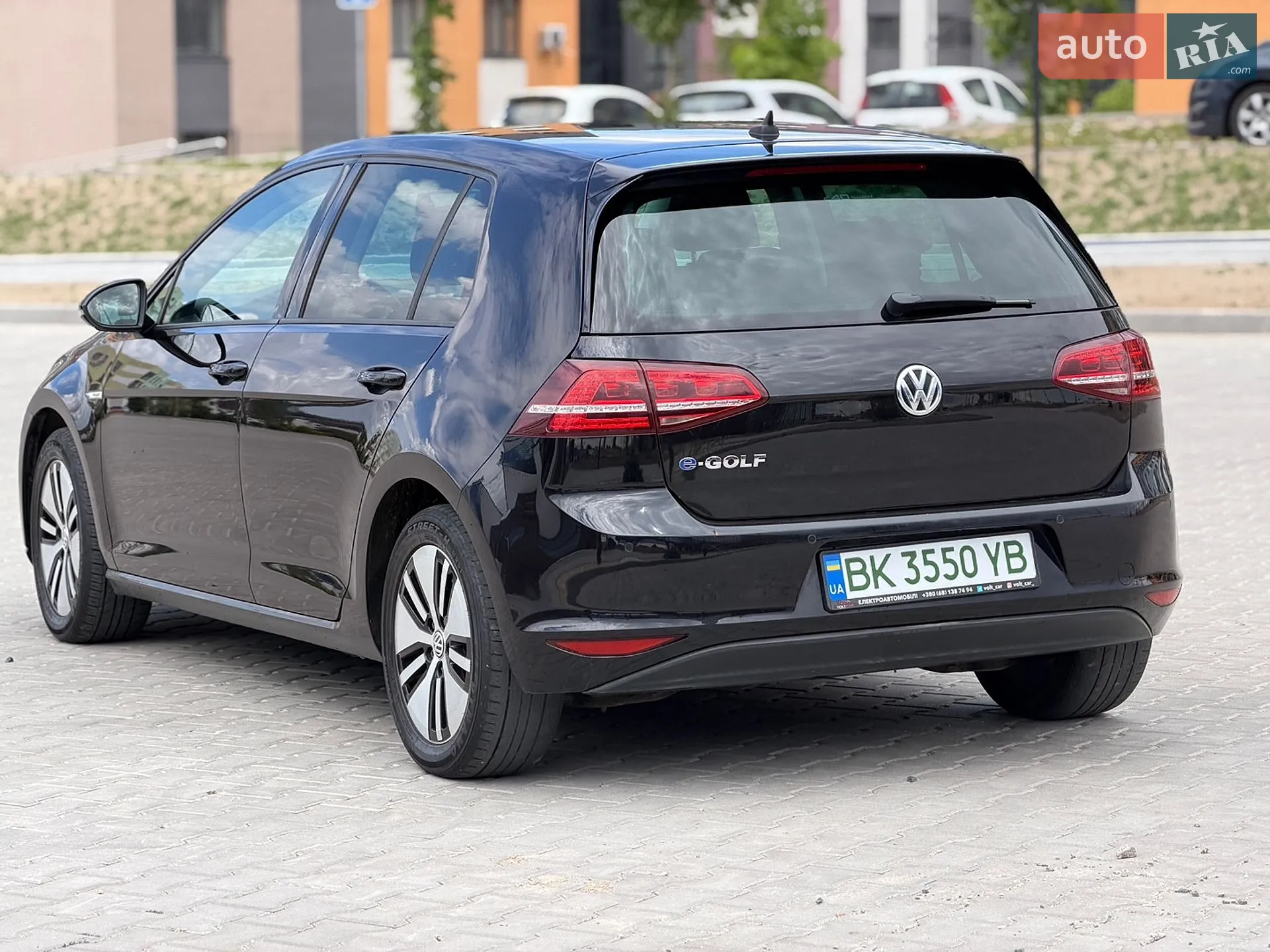 Volkswagen e-Golf 2014 VIN WVWZZZAUZFW904659 фото оголошення 5 з 32