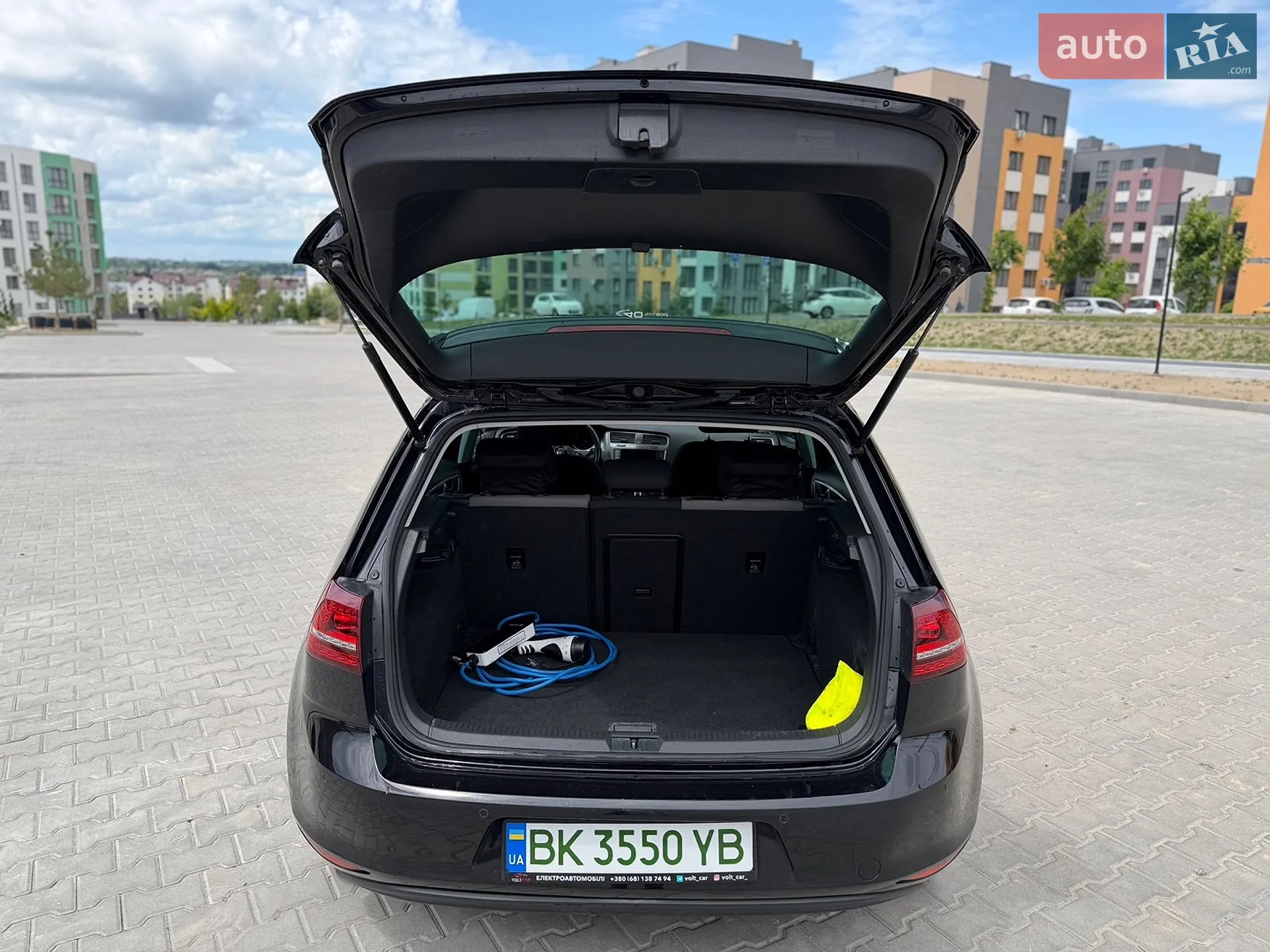 Volkswagen e-Golf 2014 VIN WVWZZZAUZFW904659 фото оголошення 14 з 32